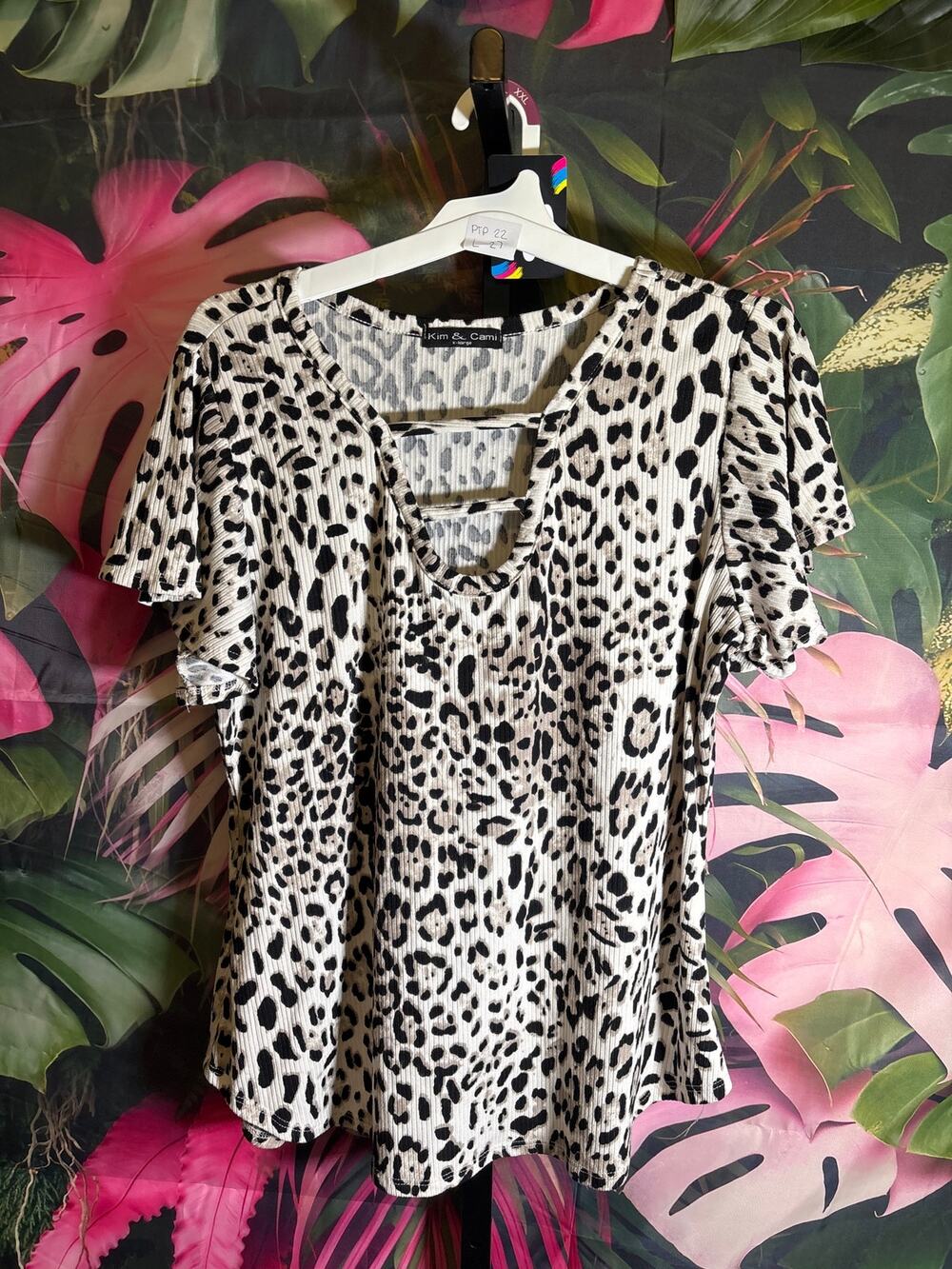 Kim & Cami XL short sleeve